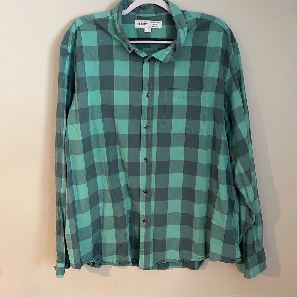 Old Navy Mens Button Down Green Blue Flannel